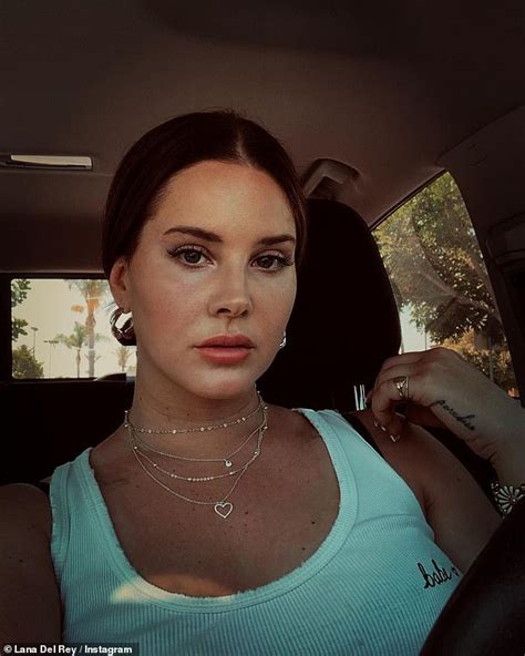 lana del rey topless|Lana Del Rey sets pulses racing as she shares a topless snap